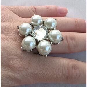 Valeska Crystal Flower Statement Ring Size 8 New Stainless Steel Faux Pearl